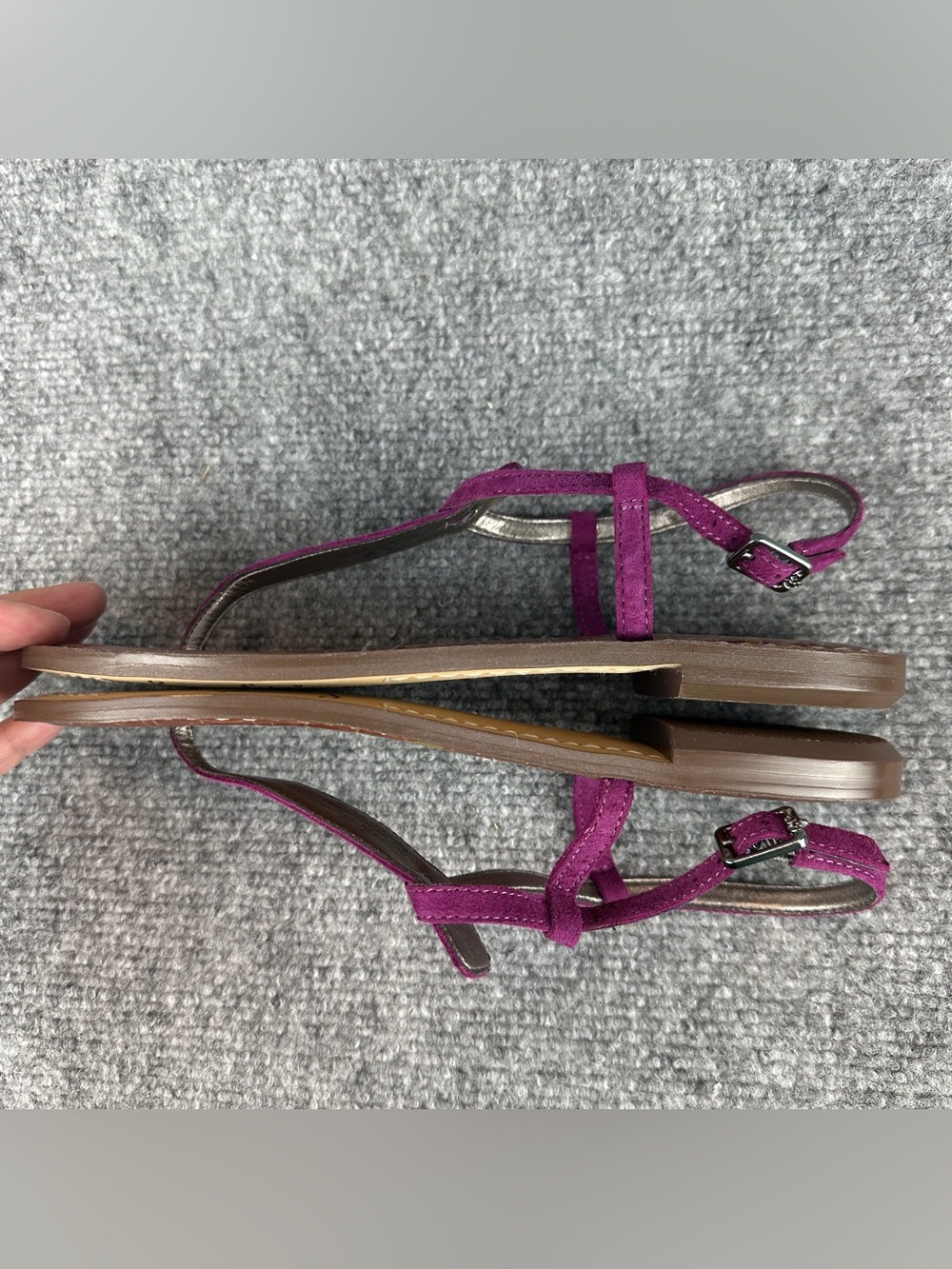 Sam Edelman Gigi Thong Sandals 7.5 Purple Suede Ankle Strap Flat Comfort - Picture 12 of 16